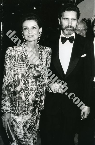 Audrey Hepburn, Rob Wolders 1986, LA 3.jpg